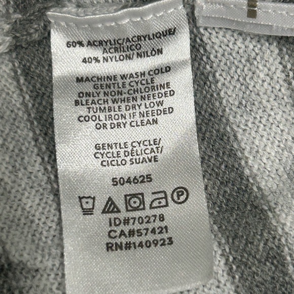 Loft Gray Striped Long Sleeve Soft Cozy Lightweight Size Medium - Picture 11 of 11